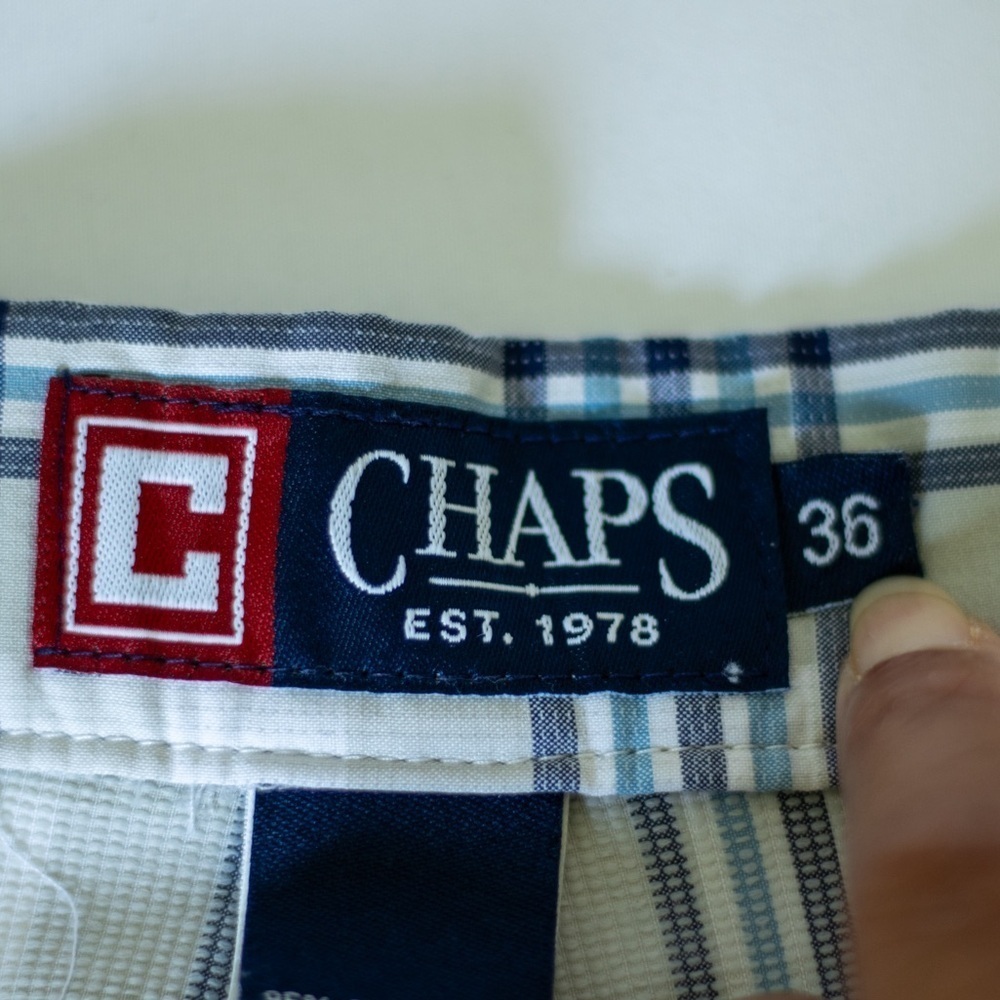 Chaps Men’s Plaid Flat Front Shorts Size 36 - Picture 6 of 9